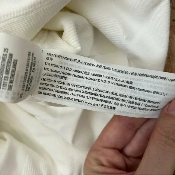 Abercrombie & Fitch YPB seamlessCORE Ribbed Scuba Tank White XS NWT - Picture 4 of 9